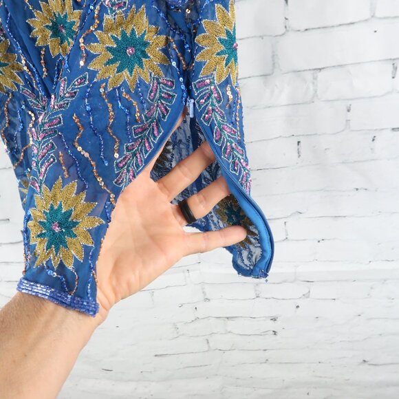 SHINE NEW YORK BLUE SLEEVELESS SHEER EMBROIDERED & SEQUIN CROP TOP SIZE SMALL - Picture 3 of 5